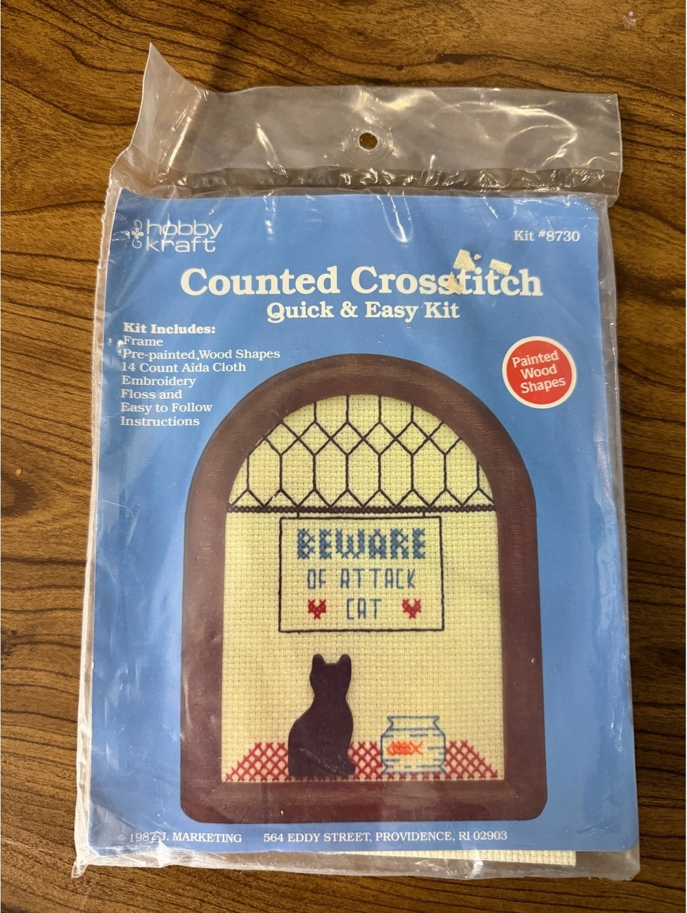 Hobby Kraft Counted Cross Stitch Quick & Easy Kit - Beware of Attack Cat